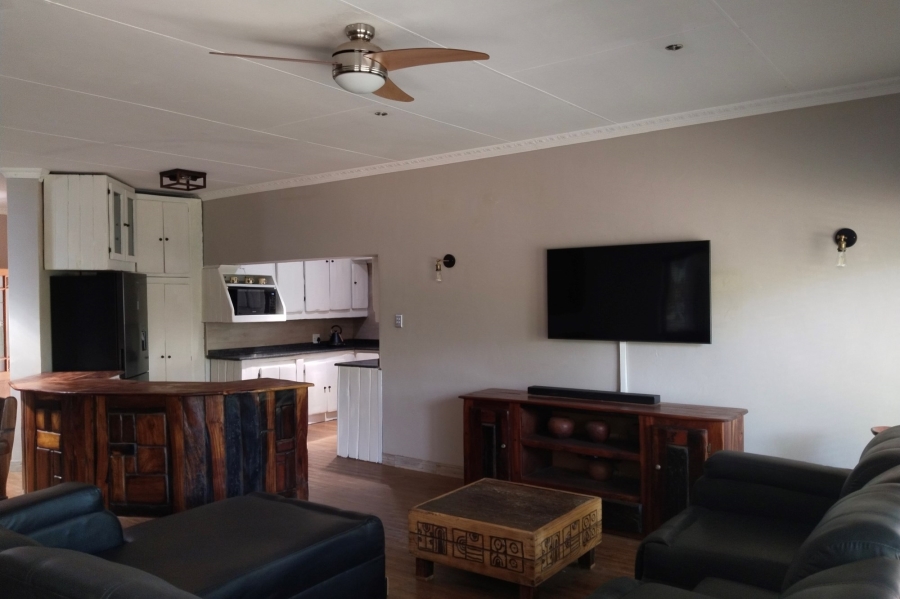 2 Bedroom Property for Sale in Mount Amanzi North West